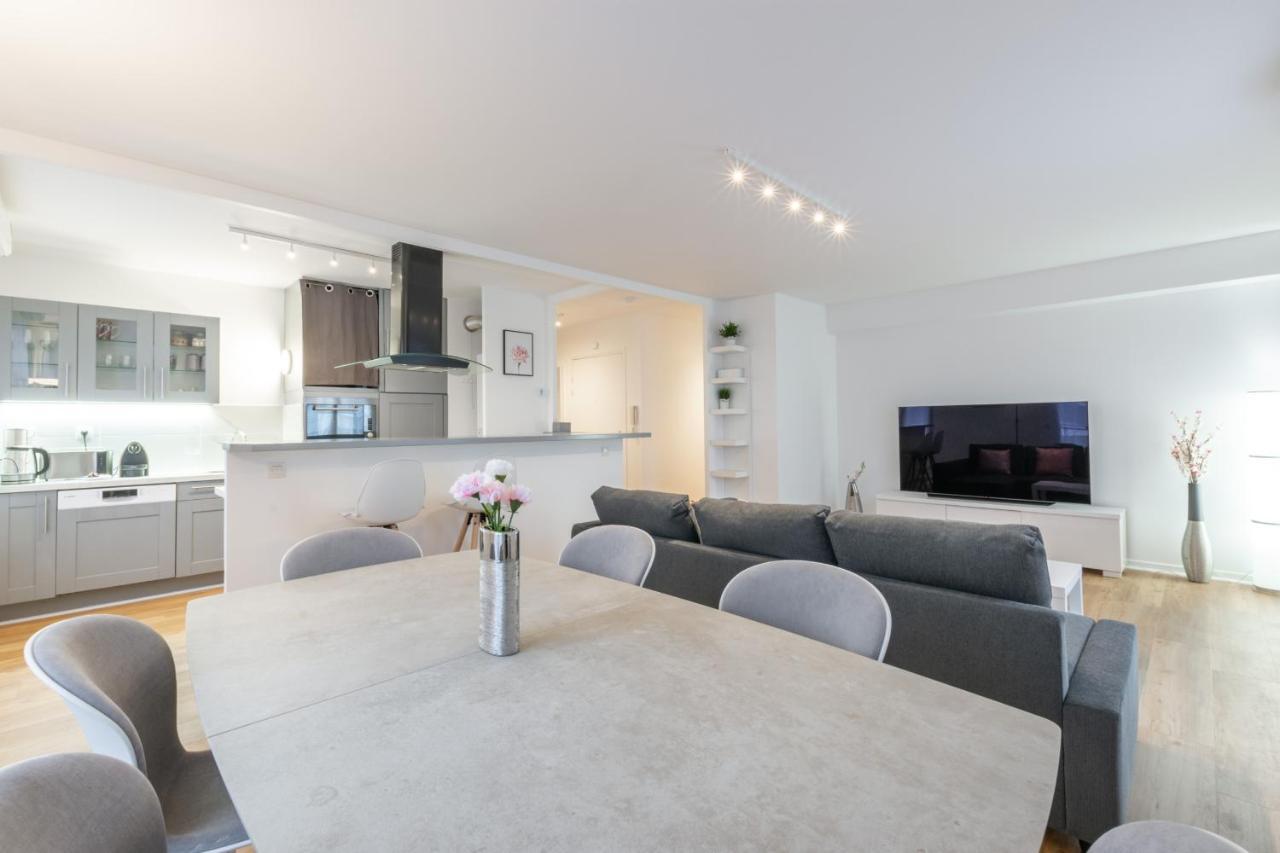 Le Sakura By Plaza Apartment Chessy  Exterior photo